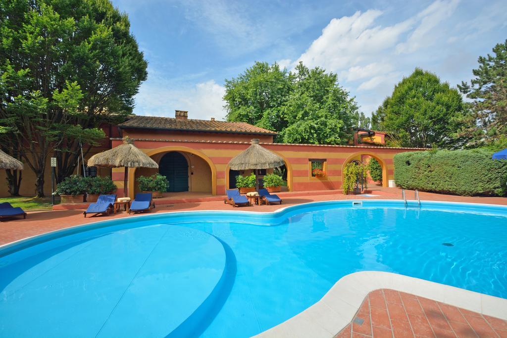 Calamidoro Hotel Calcinaia Buitenkant foto